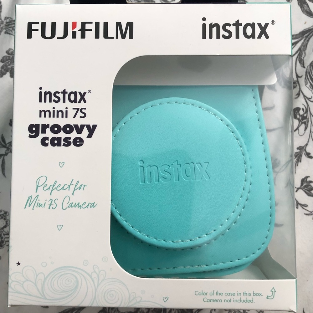 New fujifilm Instax mini 7S blue and white groovy case